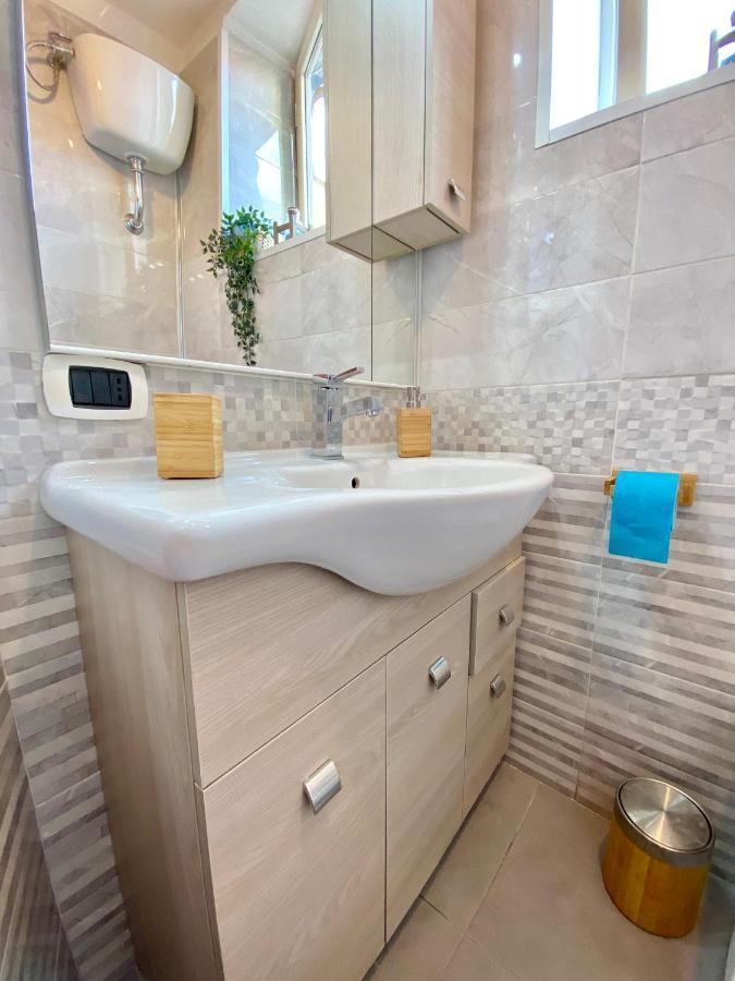 Casa Con Terrazzo In Centro Leilighet Napoli Eksteriør bilde
